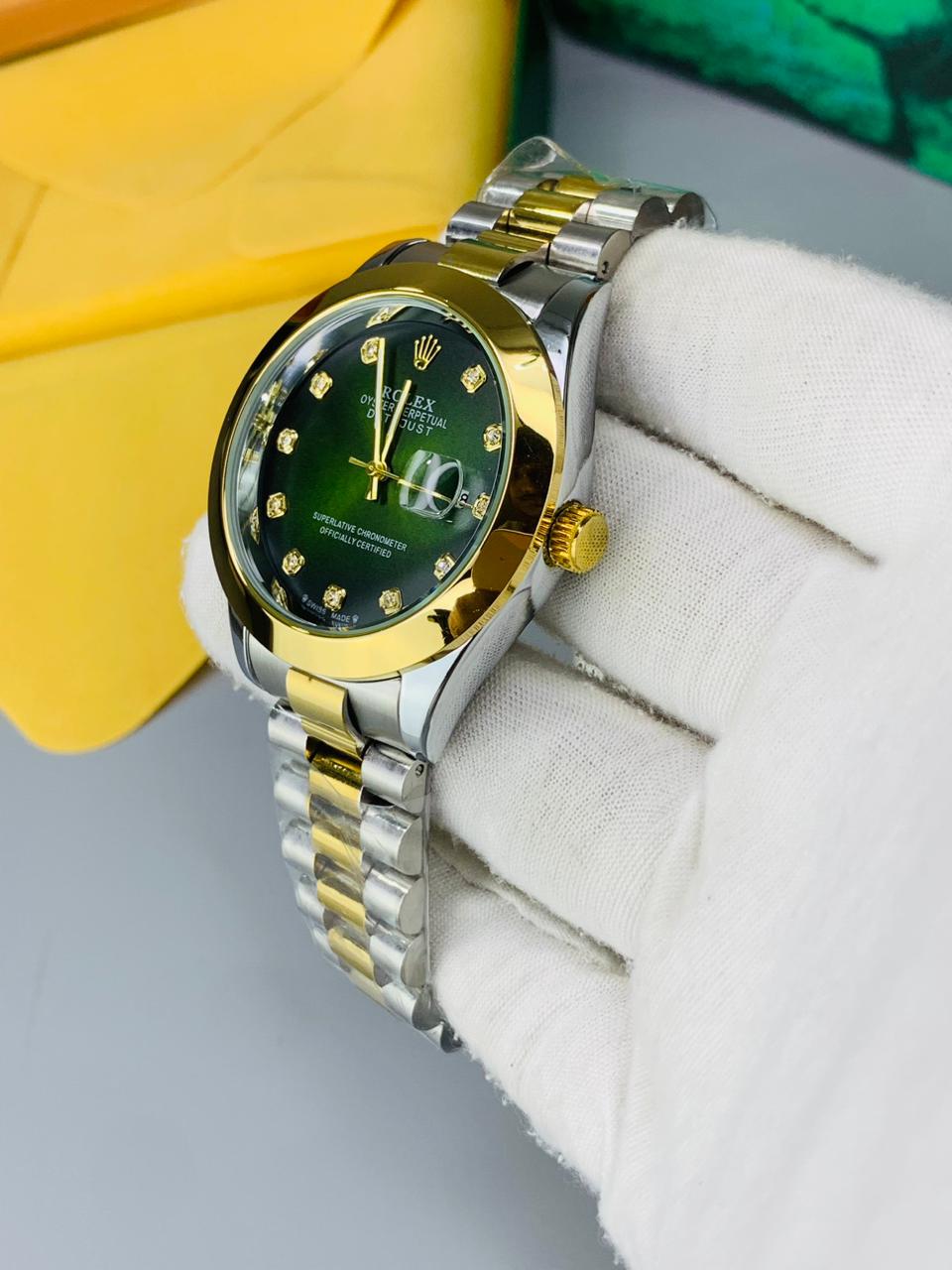 Luxury  Green Rolex Date Style Watch – Elegant Diamond Markers & Stainless Steel Band